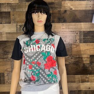 Chicago Roses Tee